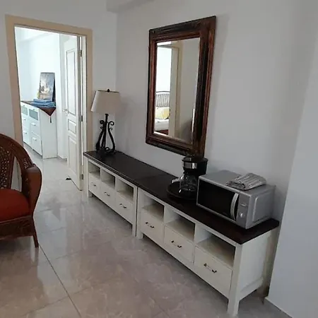 Bvine * Νεσέμπαρ